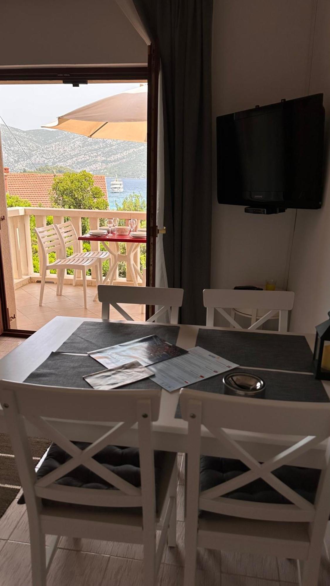 Račišće Apartments Oxygen מראה חיצוני תמונה