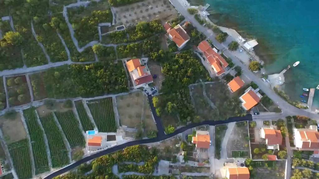 Račišće Apartments Oxygen מראה חיצוני תמונה